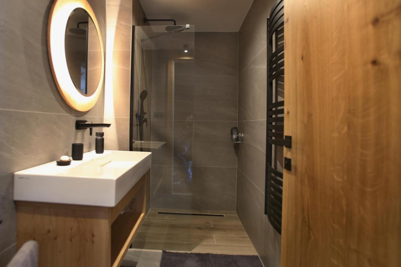 Apartman 405 Hotel Ovruc Štrbské Pleso エクステリア 写真